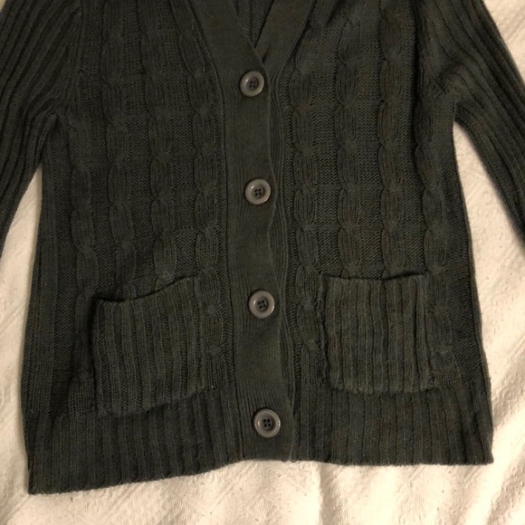 sweater - Picture 3 of 3